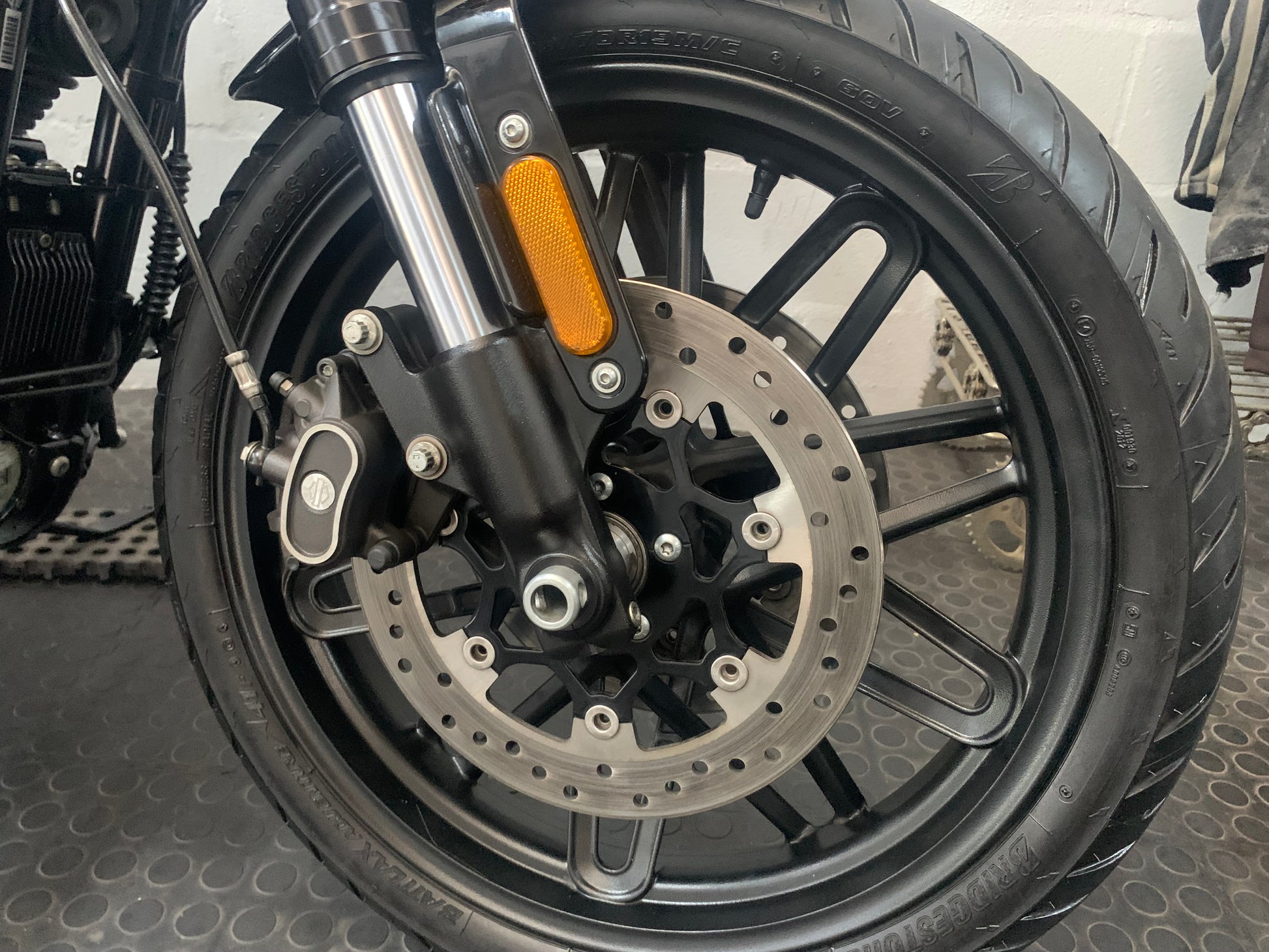 Harley Davidson Roadster XL1200CX 2018